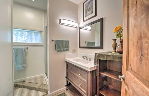 Half-Mi to Trails Rustic Soda Springs Cabin! - Foto 11