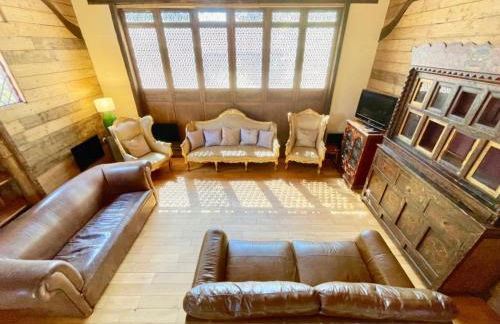 The Timber Barn South Downs West Sussex Sleeps 18 - Foto 24