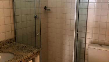 Apto com Estilo e Conforto no Centro - Photo 3, Shower