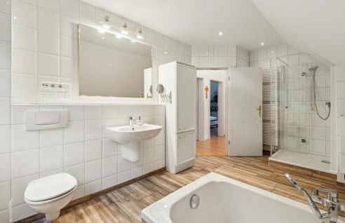 Nice Home In Schenkendöbern With Wifi - Photo 20