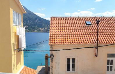 Apartments Turan Centrally Located with Free Parking - Photo 18