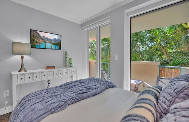 Treetop Retreat Cozy 2 Bedroom in Grove - Foto 8