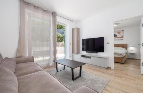 Lulani Soline Pool Apartment - Photo 46