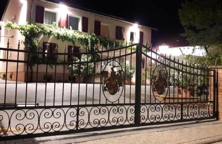 Ferienwohnung Weingut Kost - Foto 1