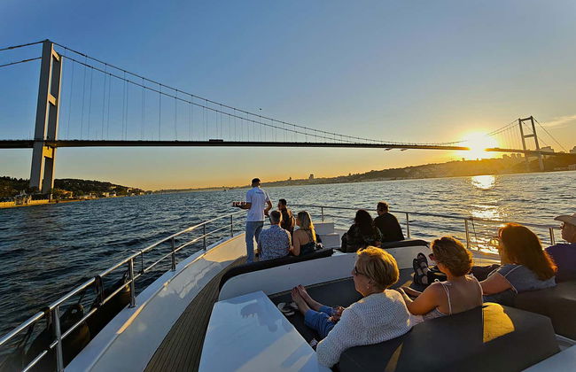Croisière en yatch sur le Bosphore au coucher du soleil - Foto 10