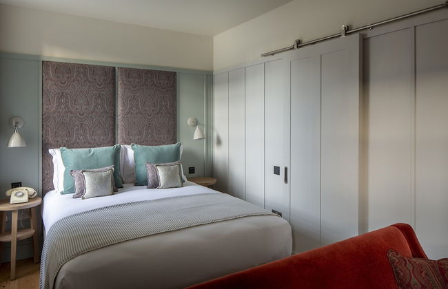 Abbey Strand Apartments, at Holyrood - Photo 9