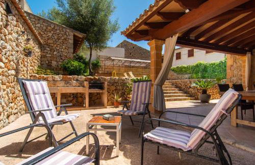 Fabulous Rural House with views to the mountains with swimming pool - Foto 17