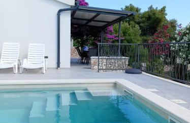Villa Mala Smišna Poolside Paradise by the Sea - Foto 4