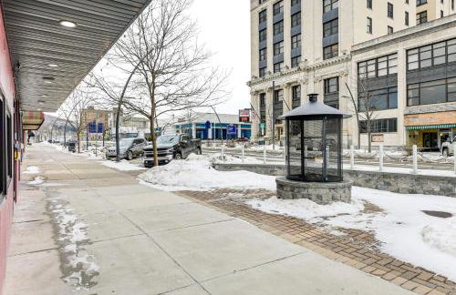 Bring a Pet Historic Downtown Olean Apartment - Foto 25