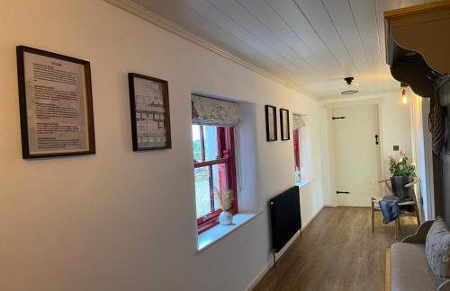 Farm Stay at THE GLEBE COTTAGE KILREA - Foto 28