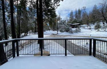 Knotty Pines Lodge - Foto 12