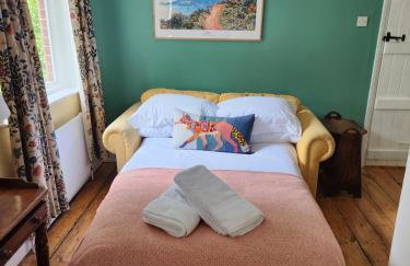 Large family home based at Westerlands Farm - Photo 25