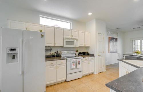 Near Golf Courses Surprise Home with Private Pool - Foto 12