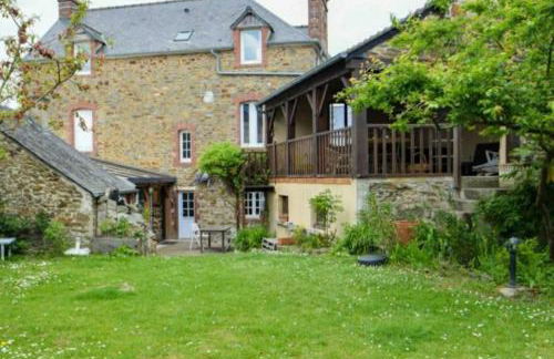 La Colline maison de famille à 100m de la Rance - Foto 1