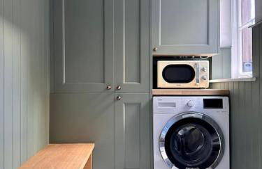 Charming Townhouse Retreat - Foto 6