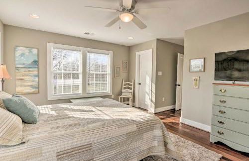 Morrisonville Manor with Fire Pit and Hot Tub! - Foto 24