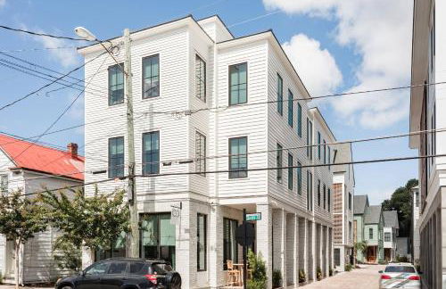 The Azalea Suite at 124 Spring - Foto 23