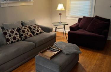 Private downtown cottage - Foto 1