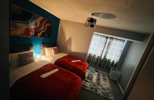 Pristine 2B Guest house near Luton Airport, L&D Hospital, Whipsnade Zoo & Leagrave Train Stn, Contractors - Foto 12