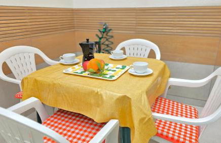 Picasso Huelin Malaga 250m from beach - Photo 12