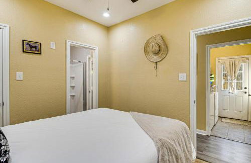 Pet-Friendly Home 2 Miles to Lake Conroe! - Photo 17