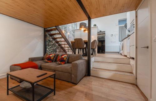 3min Walk Malasana - Trendy Cafes and Tapas Street - Photo 5