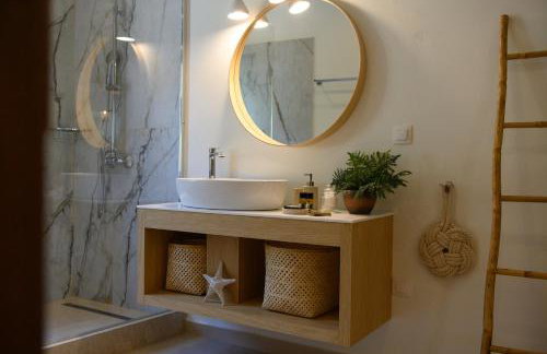 La Maisonette House in the Heart of Liapades Close to Rovinia Beach & Paleokastritsa - Foto 9