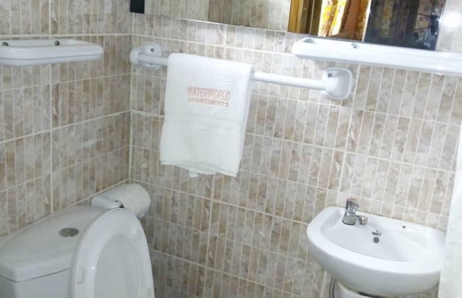 Waterworld Apartments - Photo 10