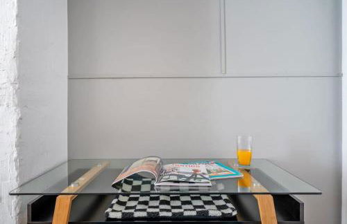 91-1D 3BR 2baths Duplex with a Private Back yard - GYM - Foto 26