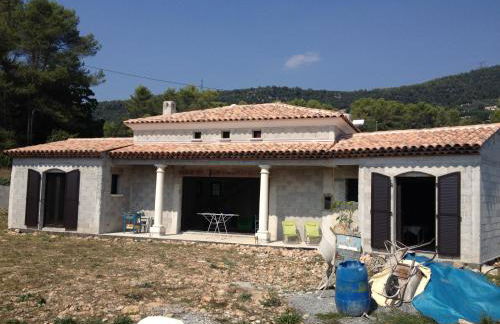 MAGNIFIQUE VILLA MODERNE ENTRE MER ET MONTAGNE - Foto 2