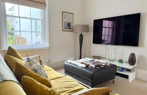 Tranquil Seaside Cottage by NewFo - Photo 19