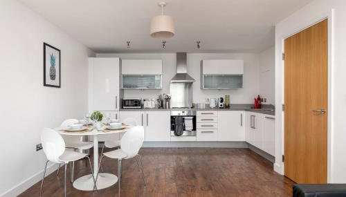 35 Pearl House - Perfect MK Base - Quiet, Secure & Central! - Foto 5, stove