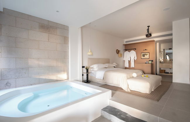 Miyue Roman Holiday Bubble Pool hotel - Photo 10