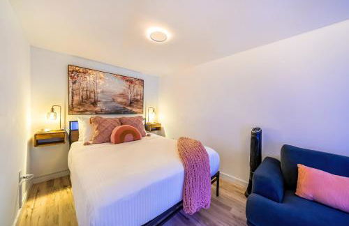 Modern Chic Retreat Luxe Comfort and Style - Foto 13