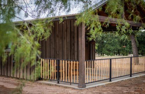 Painted Bunting Cabin 15 MIN to MagnoliaBaylor - Photo 8