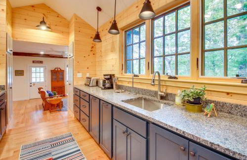 Private Island with 2 Cottages on Kezar Lake! - Foto 9