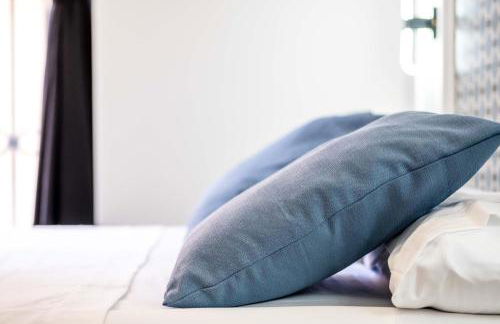 New and Modern Apartment with Comfy Beds - Photo 23