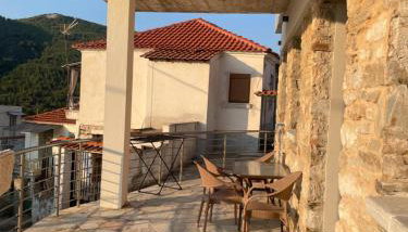 Rozi Apartment - Photo 2