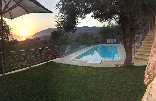 Ouzo Panoramic Houses 2, with private pool - Photo 41