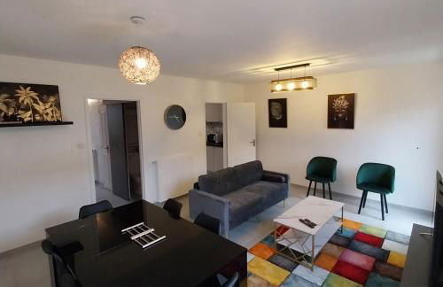 Maison de ville proche de tout, 5min du centre ville & 20min de la plage - Foto 2