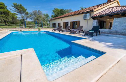 Villa Emanuel Comfortable Holiday Residence - Foto 67