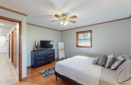 Sideline Sanctuary: Cozy Nights, Game Day Lights - Foto 24