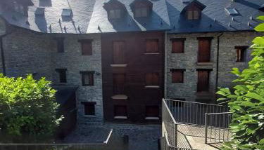 El Pueyo de Jaca - Foto 1