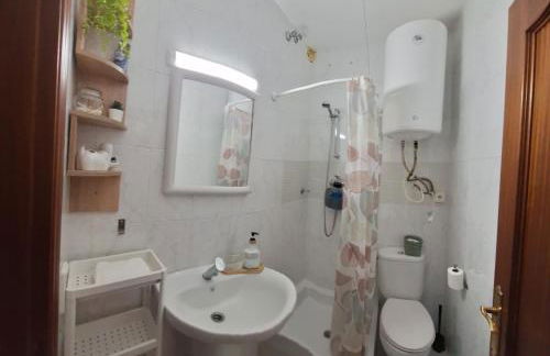 Centrico piso a 5 min de la playa, ac, wifi y parking incluido - Foto 6