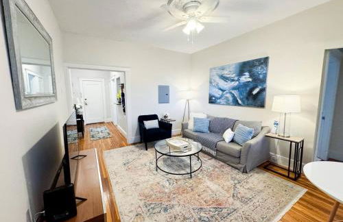 2 bed, in unit laundry, Boston College, balcony - Foto 4