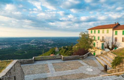 LA TERRAZZA - Very Quiet - Free park - 3 min from Varese center and lake - AIR Conditioning - Cycling friendly - Foto 25