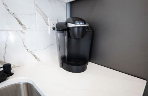 4 New Apts - 3 Bed Apt 1st Floor & 3 Bed Apt 2nd Floor - 1 Bed Studio Apt Ground Floor & 1 Bed Studio Apt Ground Floor near Penn Station EWR Airport Beth Israel Hospital Manhattan NYC - Foto 72