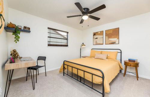 Heated Pool, Game Room & 4Bdrm - Bay Bungalow - Foto 10