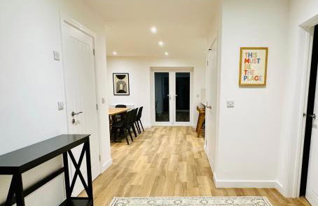 Bromholme Cottage Bacton - Sleeps 10, hot tub, close to beach - Photo 5