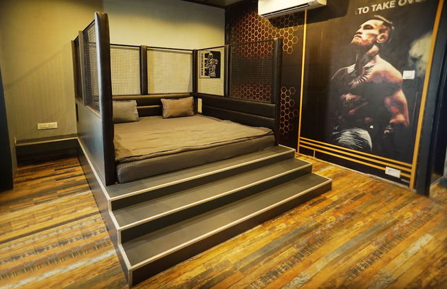 Sports Bar Villa by Shiloh Stays - Photo 6